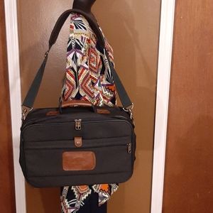 Samsonite Messenger Bag.  Smoke free home